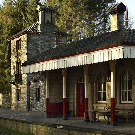 Alton Castle Centre Hostel Exterior photo